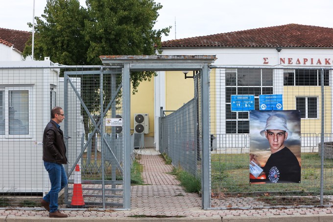 «Τα παιδιά δεν τα σεβάστηκαν ούτε ζωντανά ούτε νεκρά»